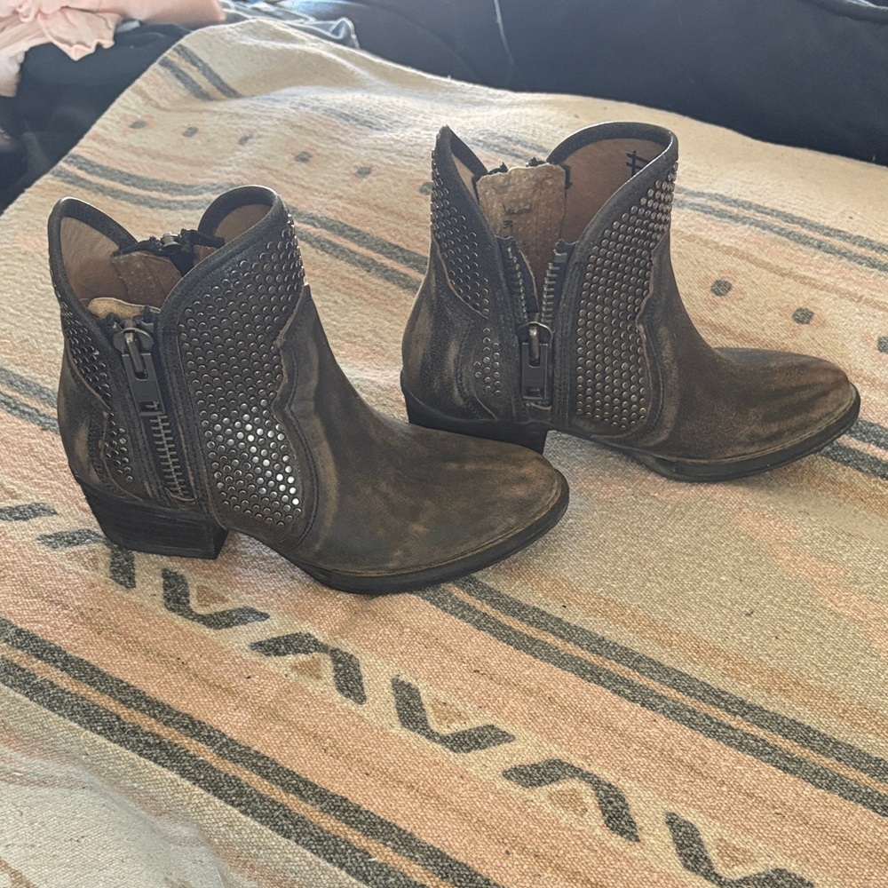 Circle G Black Studded Ankle Boots